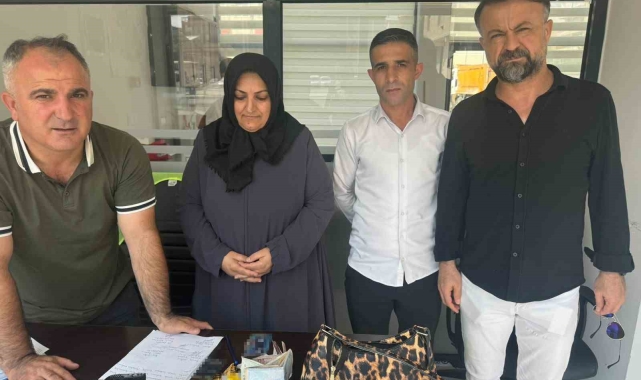 Batman'da otobüste unutulan altın sahibine teslim edildi