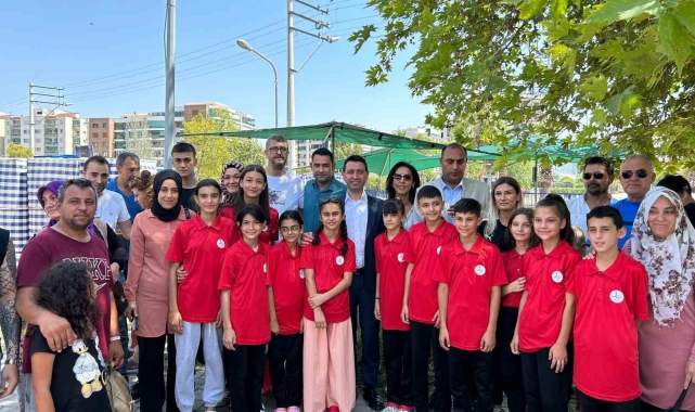 Bayraklılı sporcular Sivas'tan dereceyle döndü