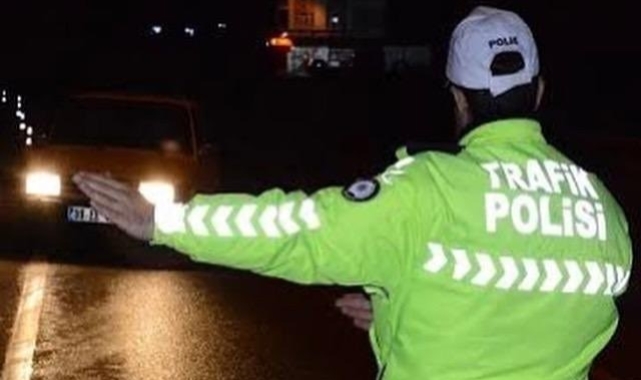 Bilecik'te yapılan trafik denetimlerinde 68 araç sürücüsüne ceza yazılırken 1 araç trafikten men edildi