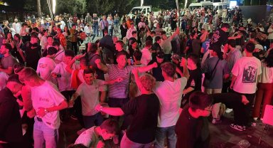 Bolulular çeyrek finali oyun havasıyla kutladı