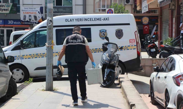 Boşanma aşamasındaki eşine bıçakla saldırdı, bacağından vurularak etkisiz hale getirildi