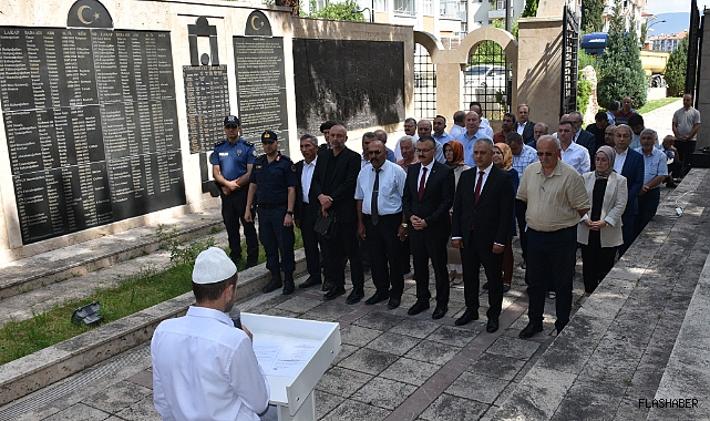 BOYABAT’TA 15 TEMMUZ DEMOKRASİ VE MİLLİ BİRLİK GÜNÜ ANILDI!