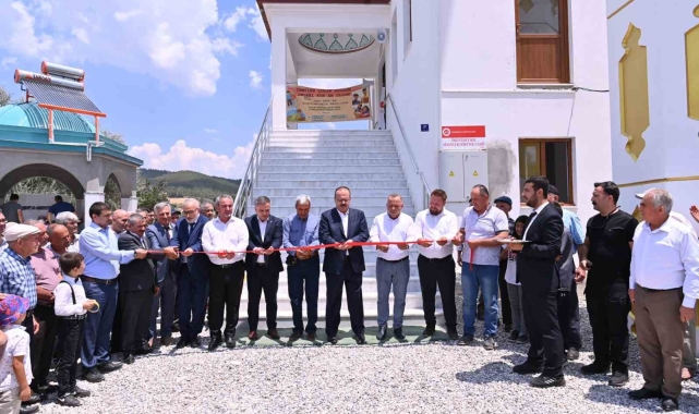 Bozdoğan'da yapımı tamamlanan camii ibadete açıldı