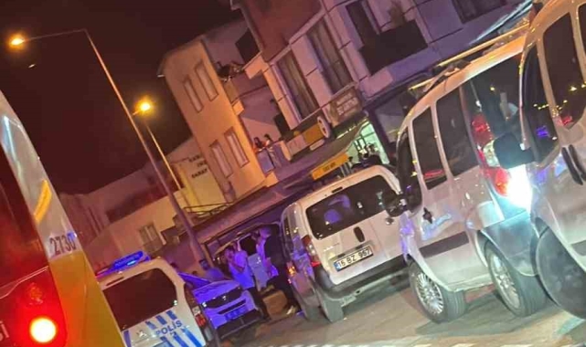 Bursa'da husumetli kişiler arasında çıkan kavgayı polis ayırdı