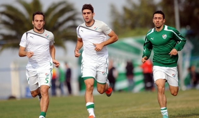 Bursaspor, Taha Can Velioğlu'nu kadrosuna kattı