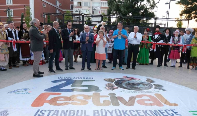 Büyükçekmece'de "Uluslararası Güler Ertan Fotoğraf Yarışması"nda ödül alan eserler sergilendi