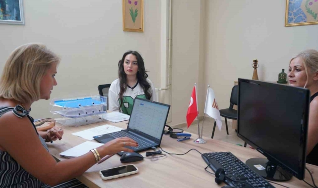 Büyükşehir, gençlerin yanında olmaya devam ediyor