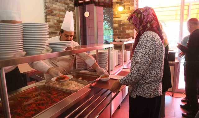 Büyükşehir, "Haydi Sofraya" sayısını 4'e çıkardı
