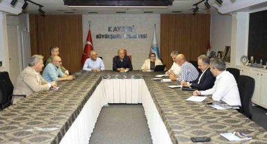 Büyükşehirde 'yatırım ve hizmet' zirvesi