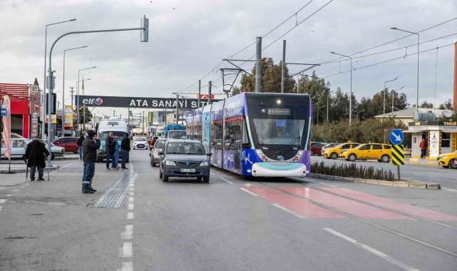 Çiğli ve Karşıyaka tramvay hatlarında aktarmasız ulaşım kolaylığı başlıyor