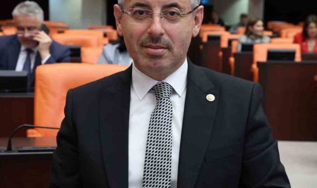 Çopuroğlu: "Demokrasinin sağlam temeller üzerine oturmasında basın mensuplarımızın yeri yadsınamaz"