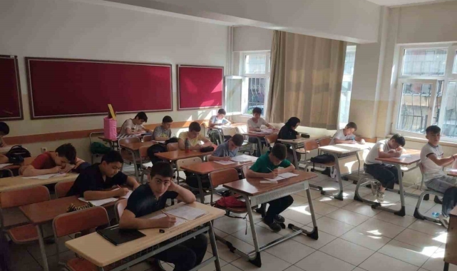 Çorlu'da yaz dönemi desteleme kursları başladı