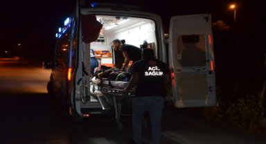 Çorum'da minibüsle otomobil çarpıştı, 3 kişi yaralandı