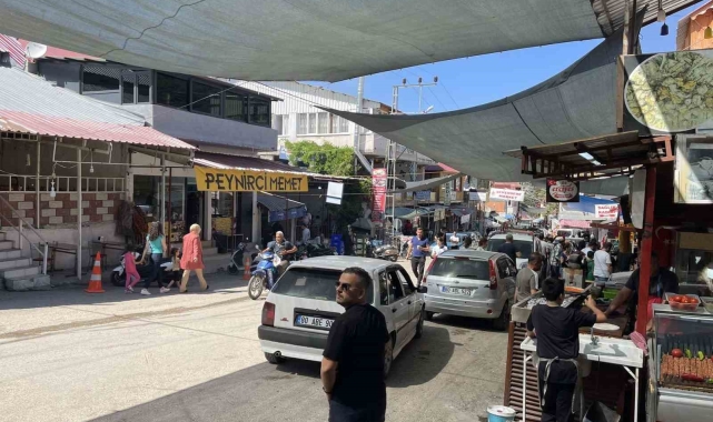 Çukurova'nın kavurucu sıcağından kaçanlar soluğu Zorkun Yaylası'nda alıyor