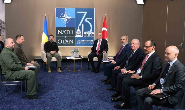 Cumhurbaşkanı Erdoğan, Ukrayna Devlet Başkanı Zelenskiy ile görüştü