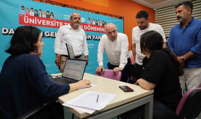 Darıca Belediyesi'nden gençlere üniversite tercih desteği