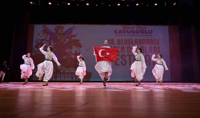 Denizli 18. Uluslararası Halk Dansları Festivali sona erdi