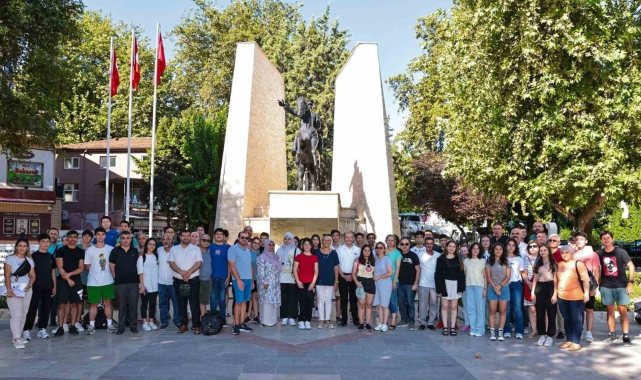 Denizli'de gençlik kampı devam ediyor
