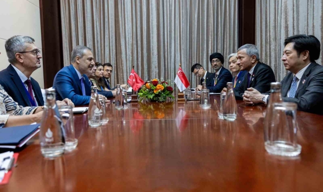 Dışişleri Bakanı Fidan, Singapurlu mevkidaşı Balakrishnan ile görüştü