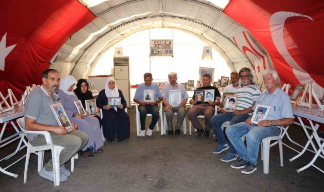 Diyarbakır anneleri bin 772 gündür evlatlarına 'teslim ol' çağrısında bulunuyor
