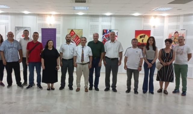 DPÜ'de karma poster sergisi