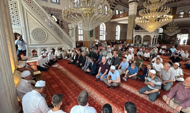 Düzce'de "15 Temmuz Demokrasi ve Milli Birlik Günü" dolayısıyla mevlit okutuldu