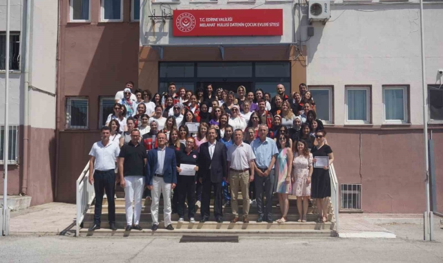 Edirne'de gönüllü ilk yardımcılar sertifikalarını aldı