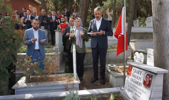 Edirne'deki şehitler kabirleri başında anıldı