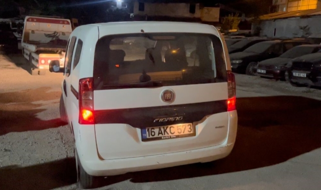 Ehliyetsiz sürücü tersten geldi, trafik polisini böyle ezdi