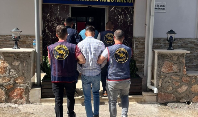 Elazığ'da kesinleşmiş hapis cezası bulunan 33 zanlı tutuklandı