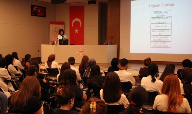 Elazığ&#039;da stajyer öğrencilere yönelik eğitim