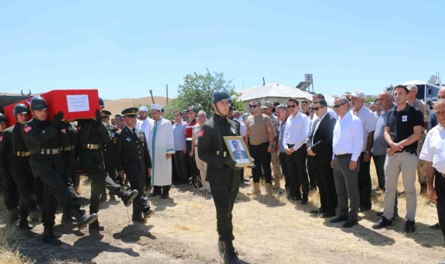 Elazığlı Gazi Nazik son yolculuğuna uğurlandı