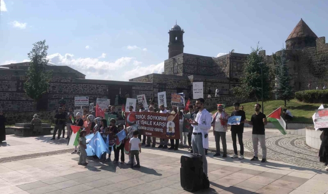 Erzurum'da ABD kongresine alkışlı protesto