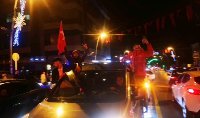 Erzurum'da milli coşku