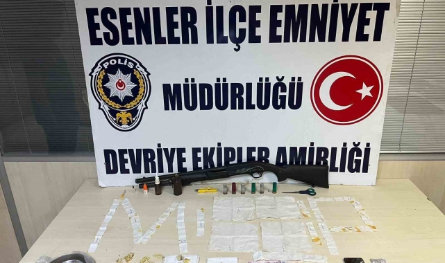 Esenler'de uyuşturucu operasyonu: 12 ayrı suçtan aranan firari yakalandı
