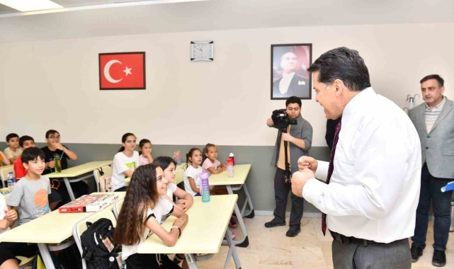 Esenyurt'ta yaz kültür sanat okulları başladı