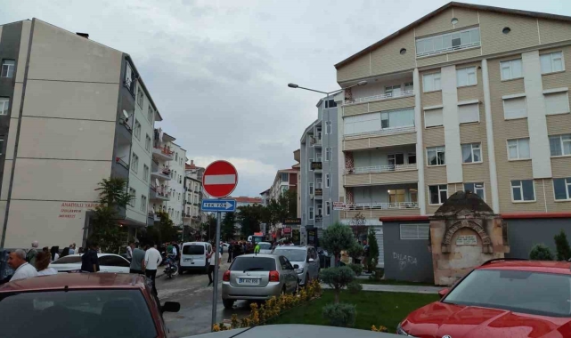 Eşinin gözü önünde 1 milyon TL için öldürmüş