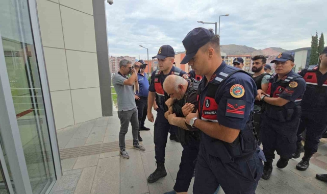 Eski muhtarı öldüren yeni muhtar ve oğlu tutuklandı