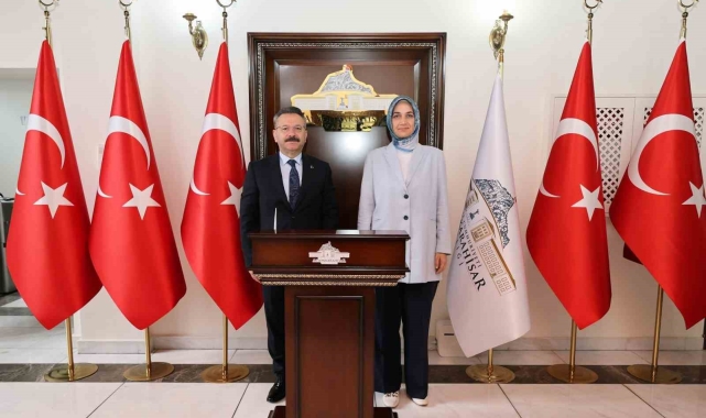 Eskişehir ile Afyonkarahisar arasındaki işbirliğinin güçlendirilmesi konuşuldu