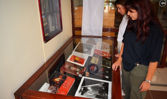 EÜ Merkez Kütüphanesinde "15 Temmuz Konulu Kitap Sergisi" açıldı