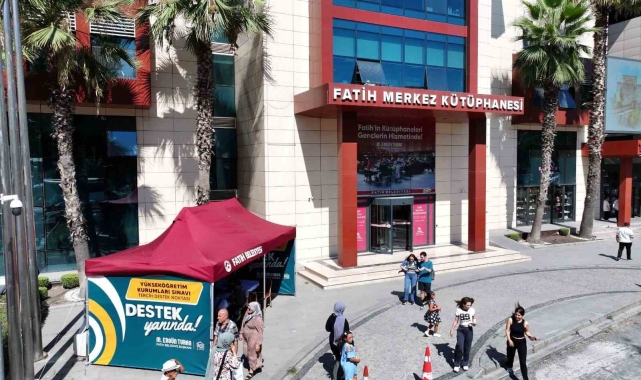 Fatih Belediyesi'nden öğrencilere YKS tercih rehberliği