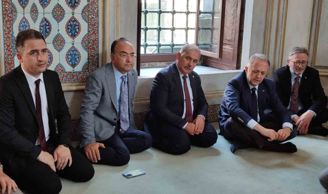 Fatih'te restorasyonu tamamlanan Sultan 3. Selim ve Sultan 3. Mustafa Türbesi açıldı