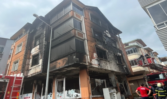 Fatsa'da çıkan yangında 3 katlı apartman zarar gördü