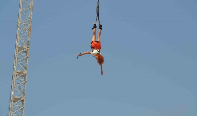Fethiye'de "bungee jumping" heyecanı