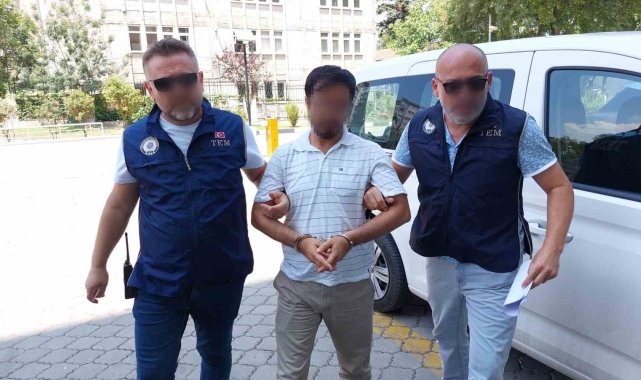 FETÖ'den 6 yıl 3 ay hapis cezası bulunan öğretmen yakalandı