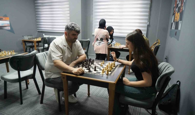 Gençlik Merkezi'nde yaz eğlencesi