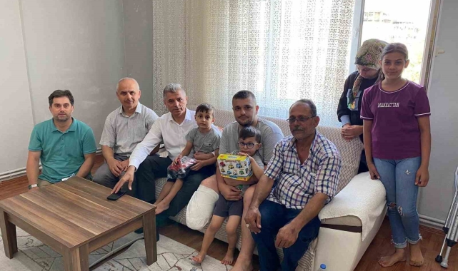 Gönen'de kazada ayağını kaybeden Sinan Erdi Turan için seferber olundu
