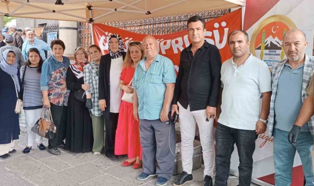 Gönüllü annelerden anlamlı ikram