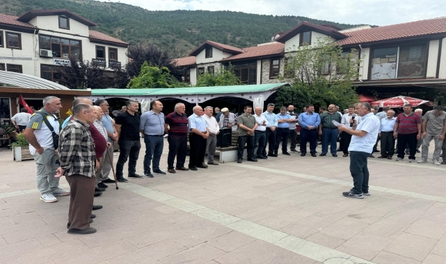 Gümüşhane'de, Netanyahu'nun ABD Kongresi'nde ayakta alkışlanmasına tepki