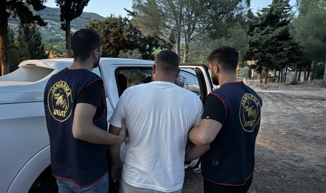 Hakkında 10 yıl hapis cezası bulunan şahıs JASAT'a takıldı
